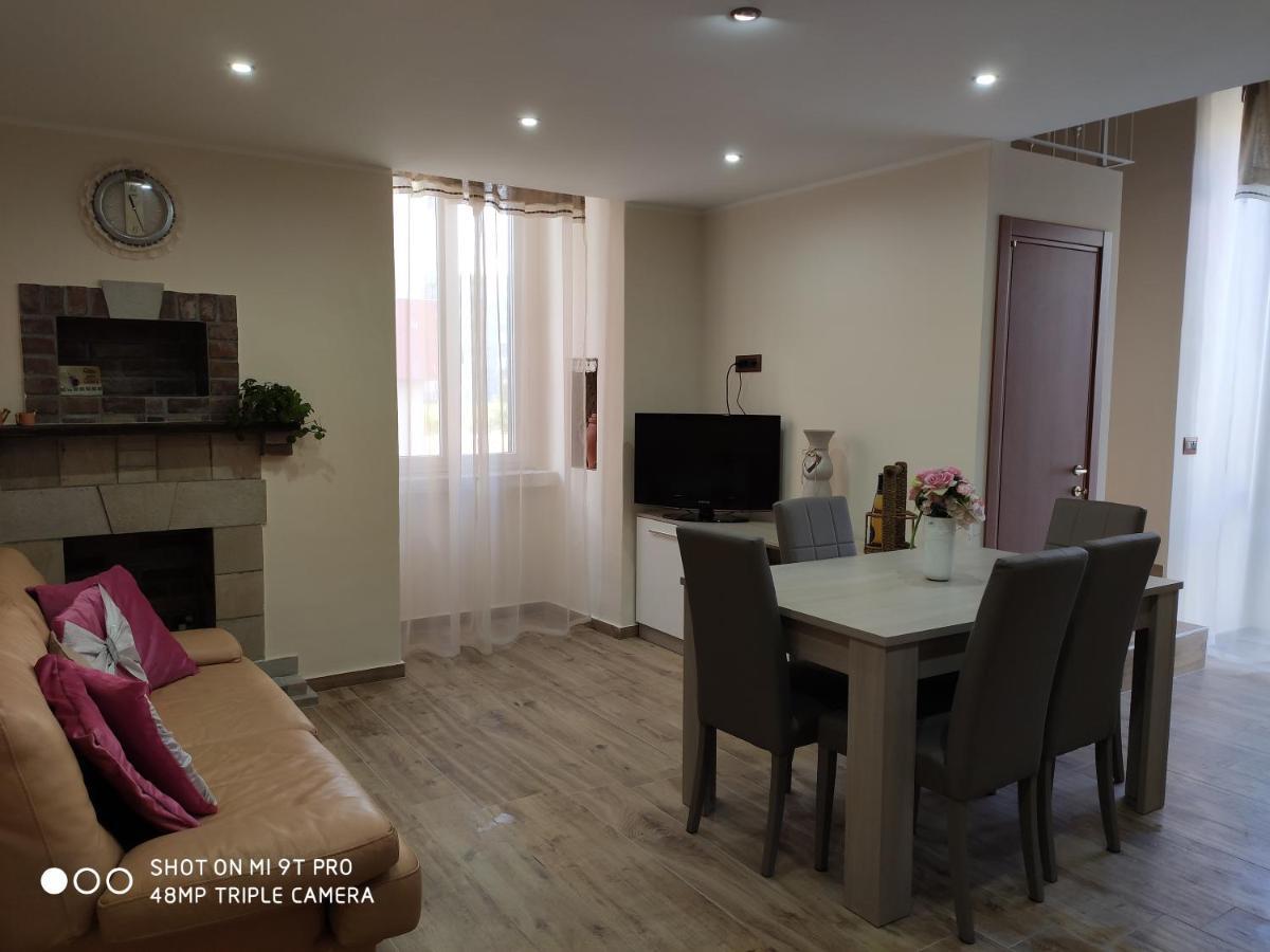 Apartamento La Casa Delle Sorprese Trani Exterior foto