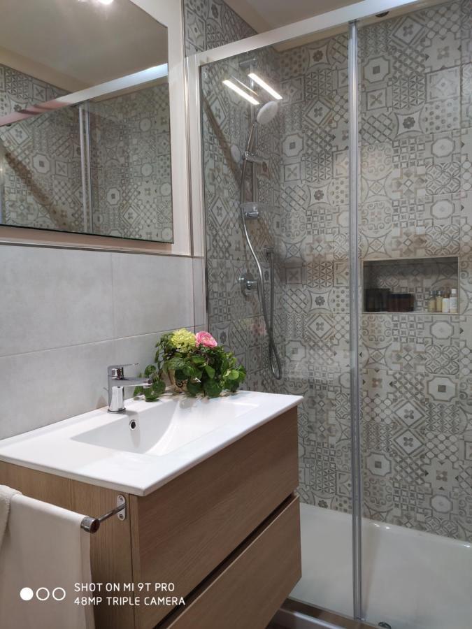 Apartamento La Casa Delle Sorprese Trani Exterior foto