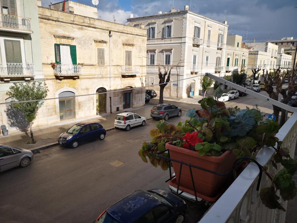 Apartamento La Casa Delle Sorprese Trani Exterior foto
