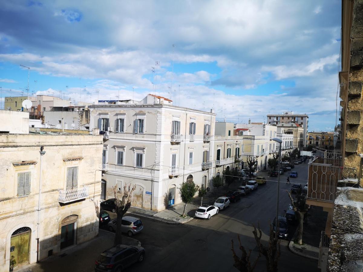 Apartamento La Casa Delle Sorprese Trani Exterior foto