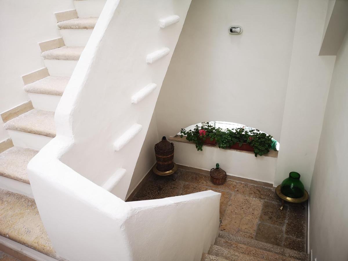 Apartamento La Casa Delle Sorprese Trani Exterior foto